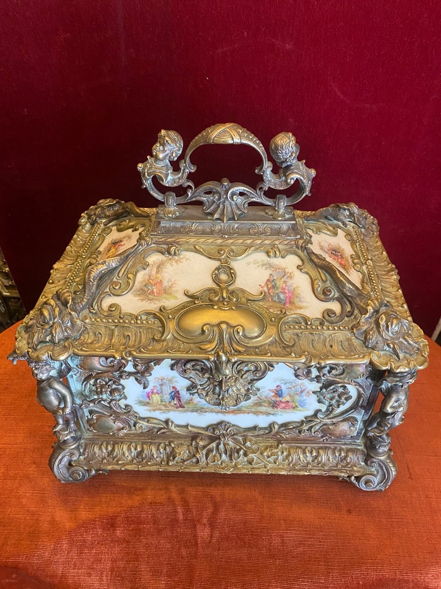 Jewelry Box In Bronze And Porcelain-photo-2