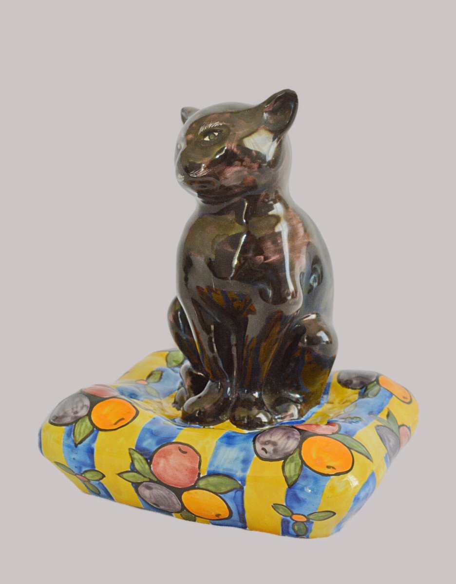 Little Cat With Cushion By Geo Martel At Desvres-photo-2