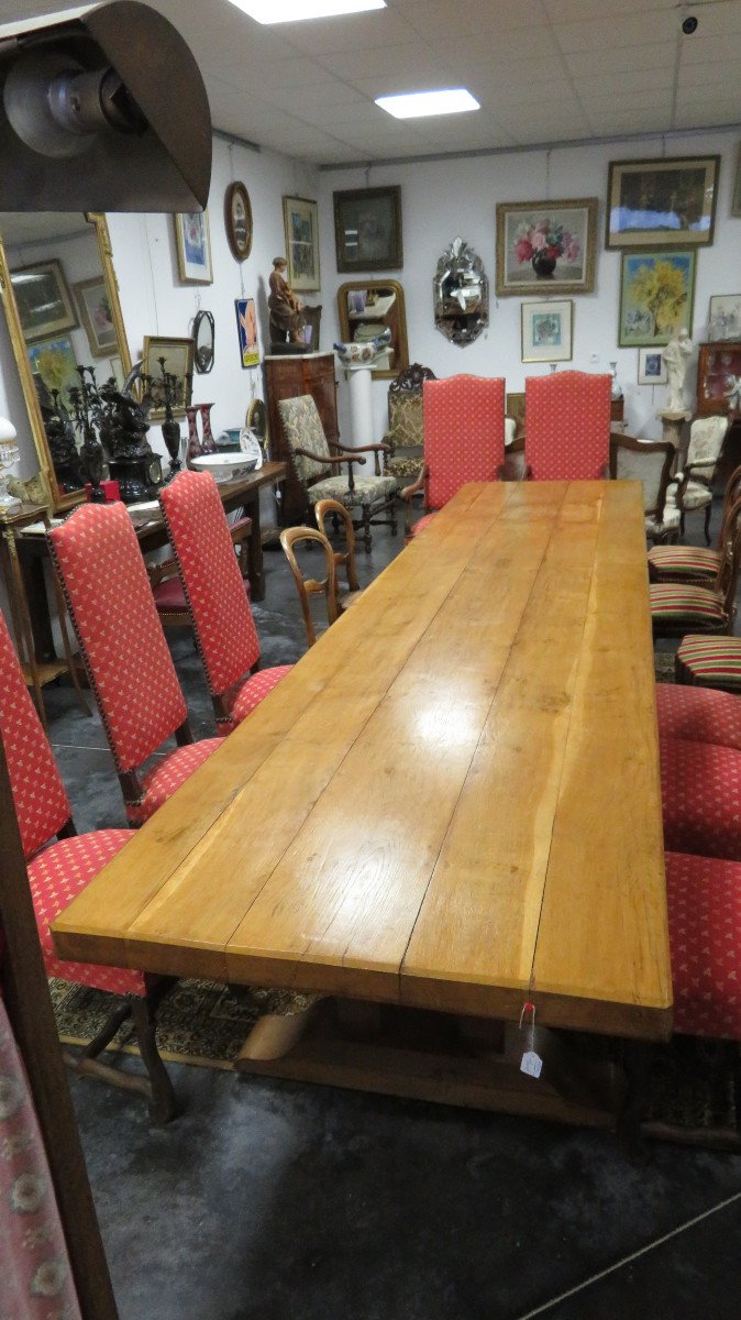 Farmhouse Table