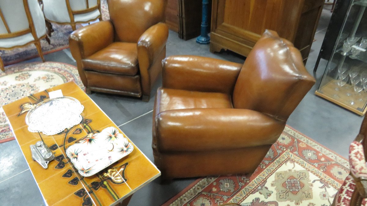 Pair Of Club Armchairs And Sofa-photo-6