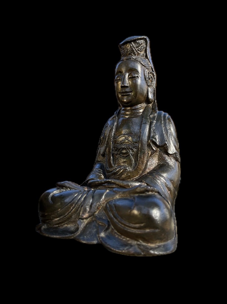 Guanyin In Bronze Ming Dynasty (1368-1644)-photo-1