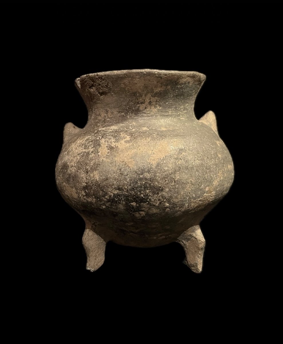 Neolithic Tripod Jar Peiligang Culture XInzheng Henan