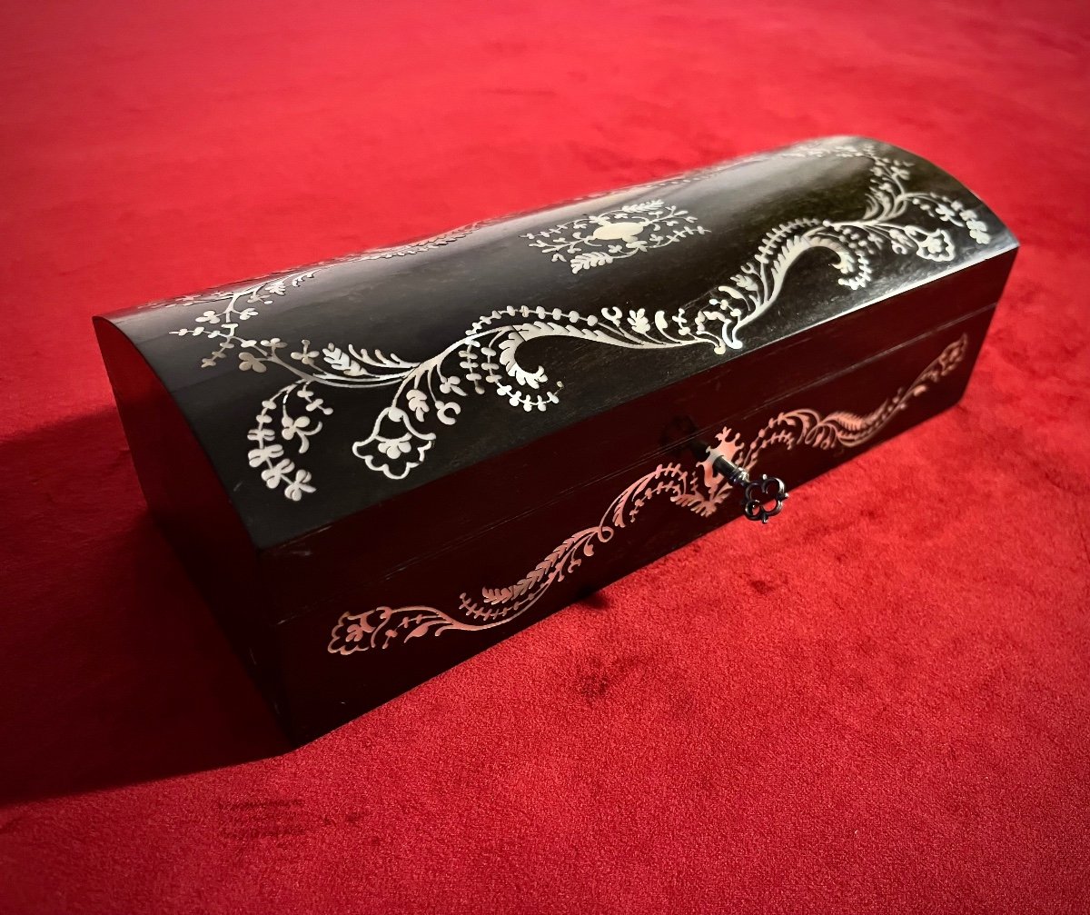 Mother-of-pearl Marquetry Glove Box -photo-2