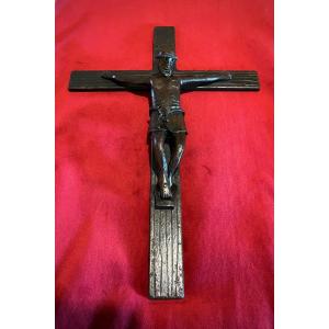 Crucifix Brutaliste En Fer Forgé Circa 50 