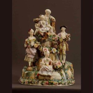 Wallendorf Porcelain Table Centerpiece, Mid-18th Century