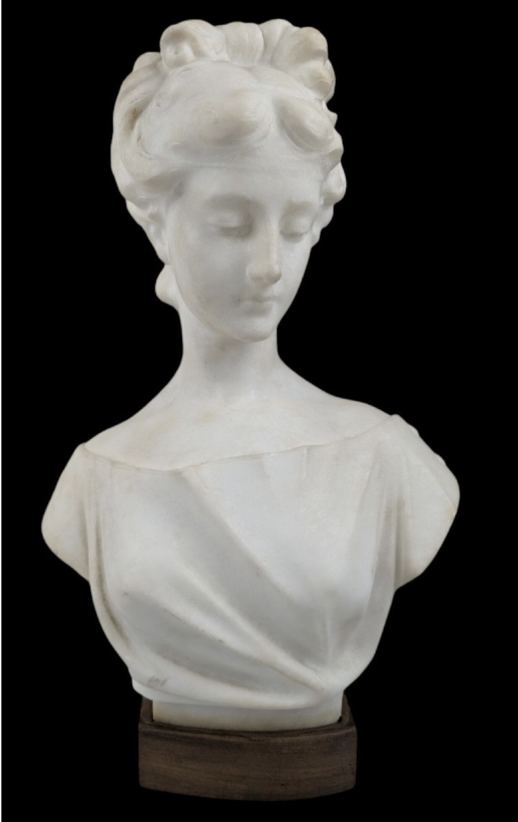 Bust Of An Elegant Woman In Marble, 19th Century -photo-3