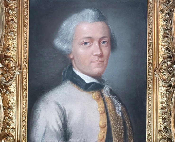 French School Of The 18th Century Portrait-photo-3