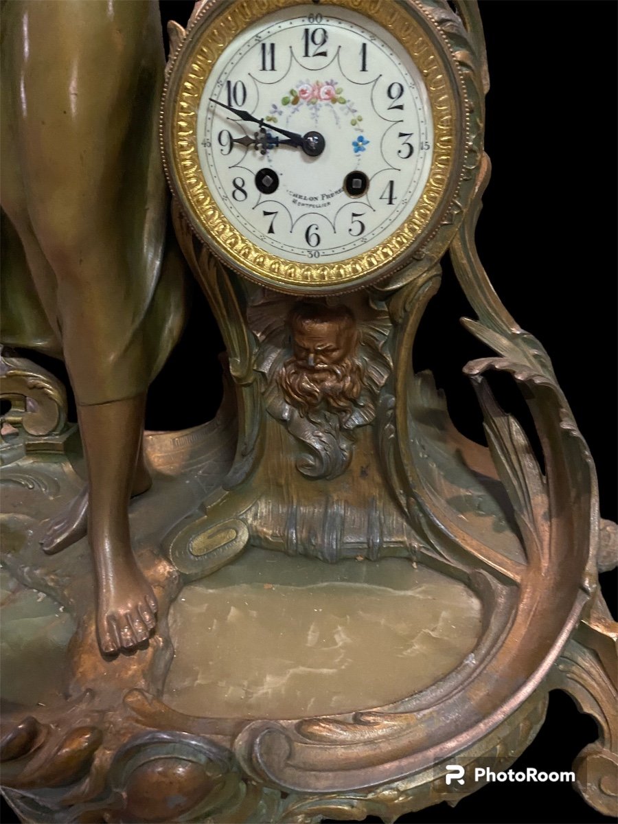 Art Nouveau Regulate Clock-photo-2