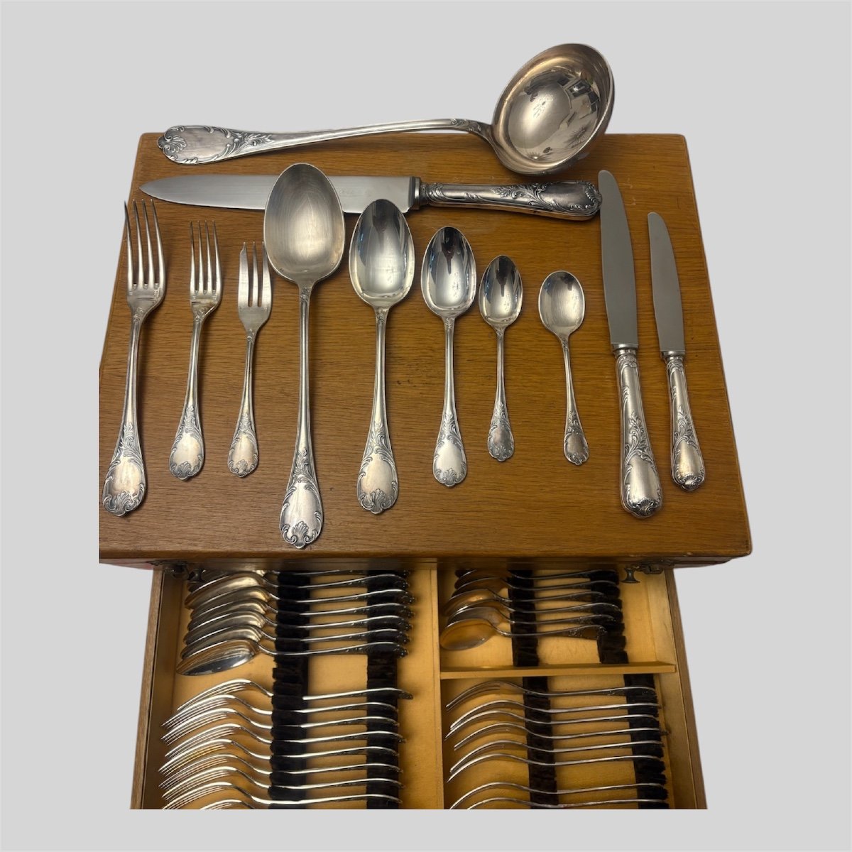  Christofle Marly Model 111 Piece Cutlery Set-photo-2