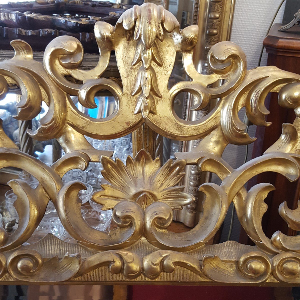 Italy 18th Century Mirror In Gilded Wood.-photo-2