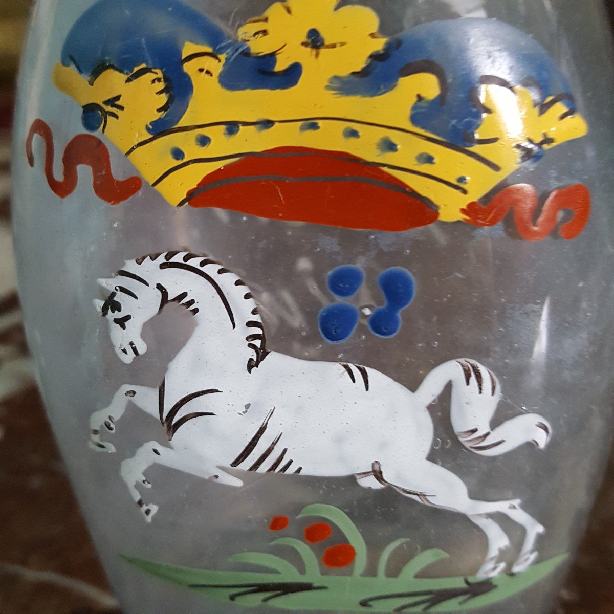 Marquis' Crown: 18th Century Enameled Bottle Of A Horse -photo-1