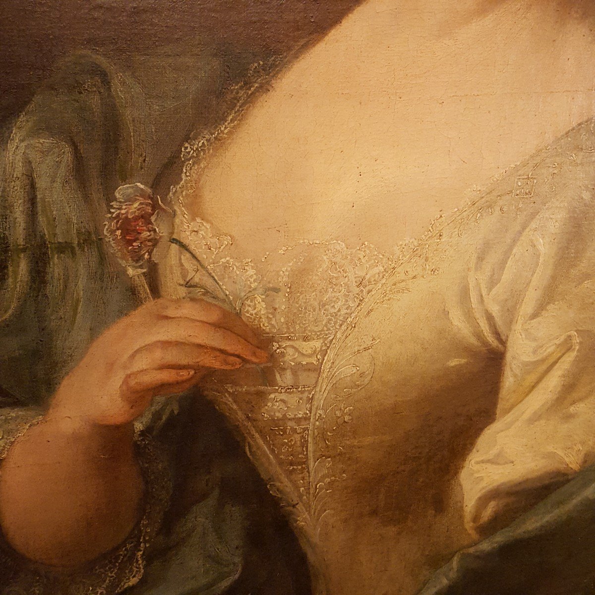 Young Woman Holding A Flower 18th Century Canvas Follower Of Nattier-photo-3