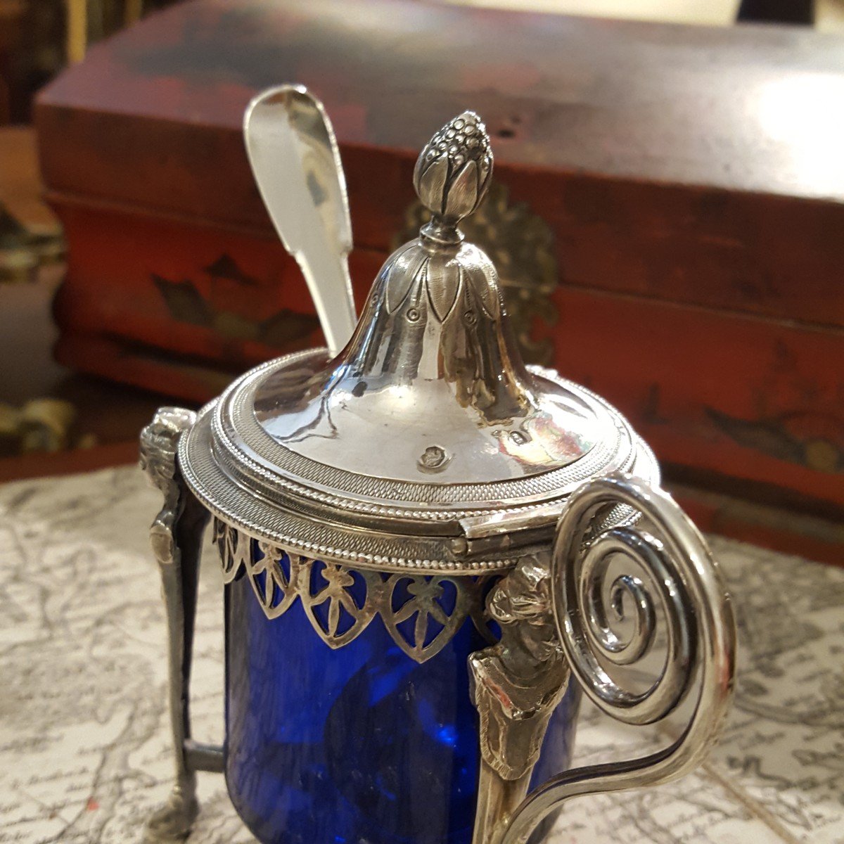 Empire: Silver Mustard Pot With Caryatids-photo-4