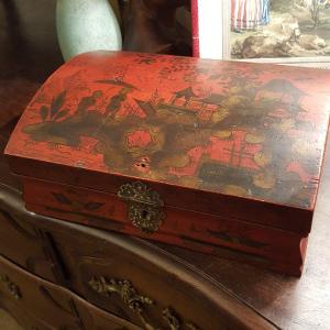 18th Century Wig Box "aux Chinois"