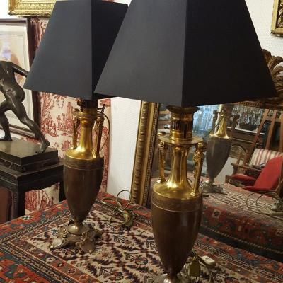 Pair Of Nineteenth Néoclassical Bronze Lamps