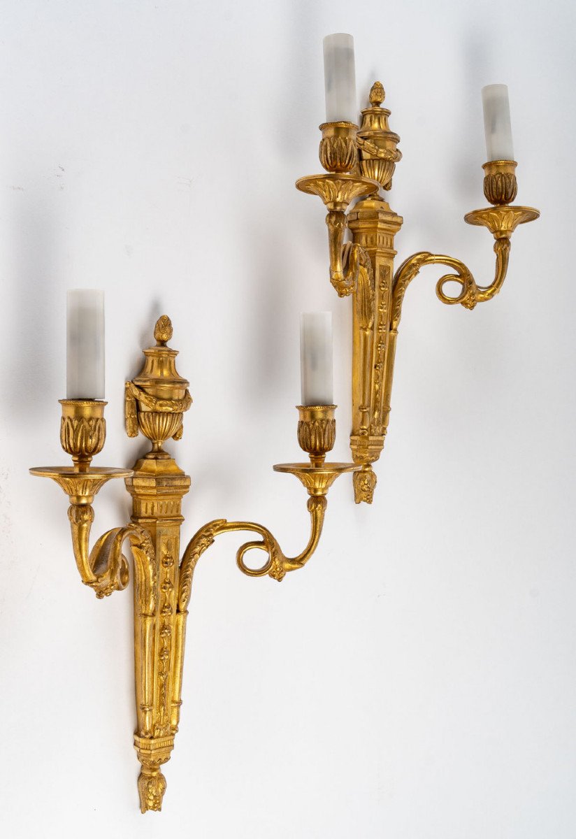 A Pair Of Wall-lights In Louis XVI Style.-photo-4