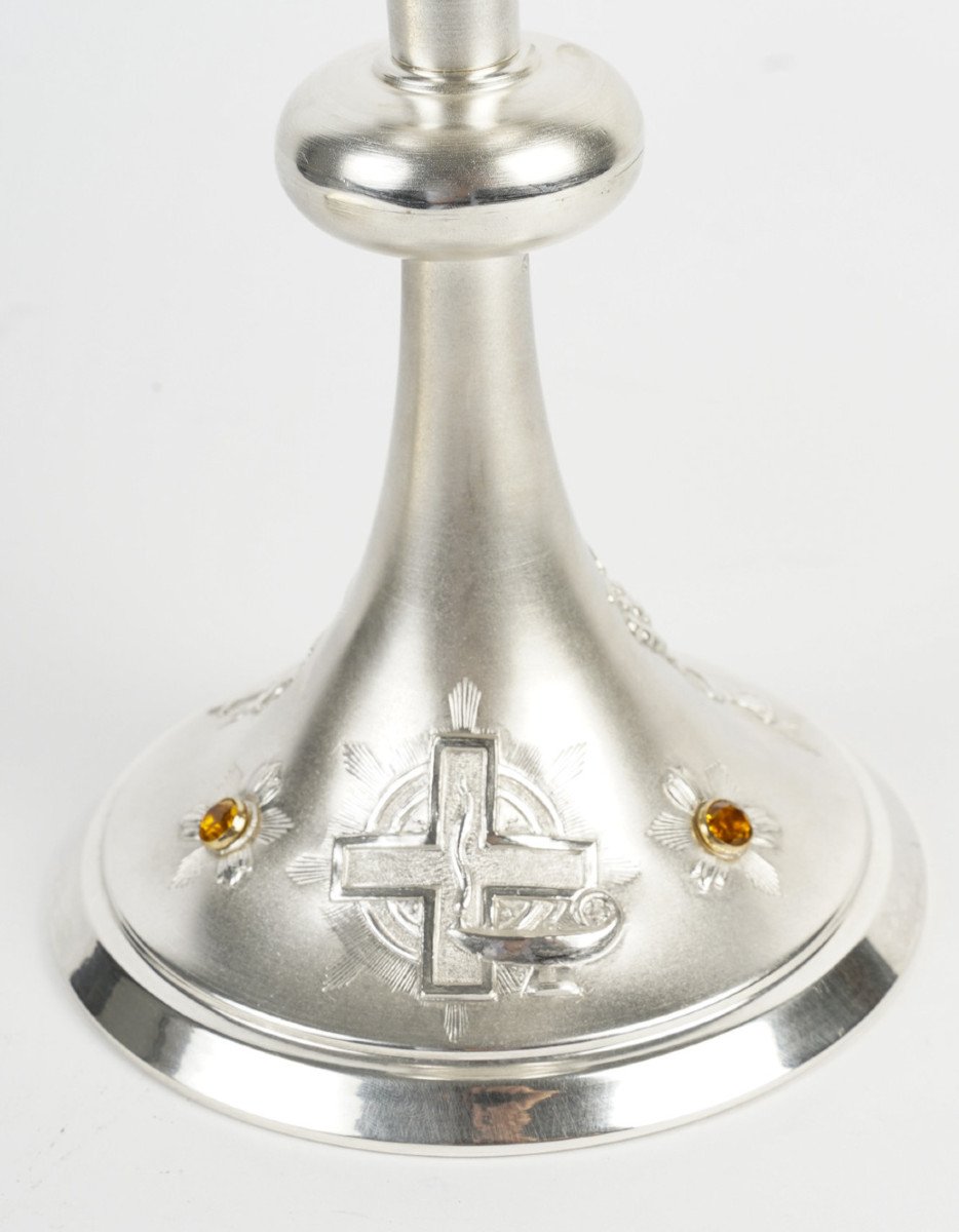 A Chalice And Its Paten.-photo-2