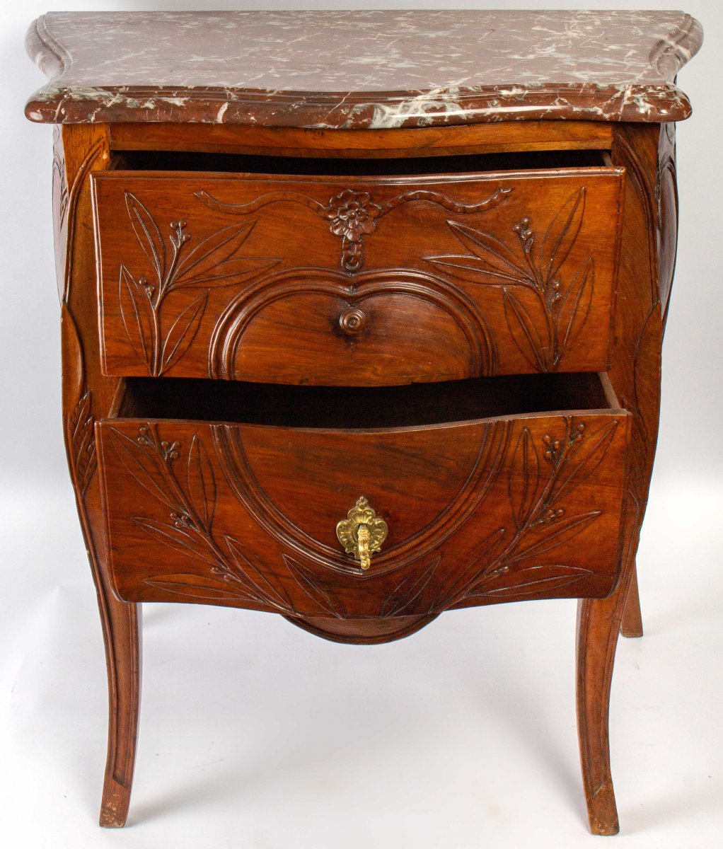 A Louis XV Period (1724 - 1774) Provençale Commode. -photo-2