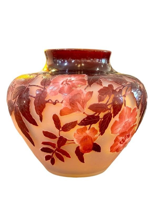 Emile Gallé Vase Art Nouveau "Bignones Rouges"