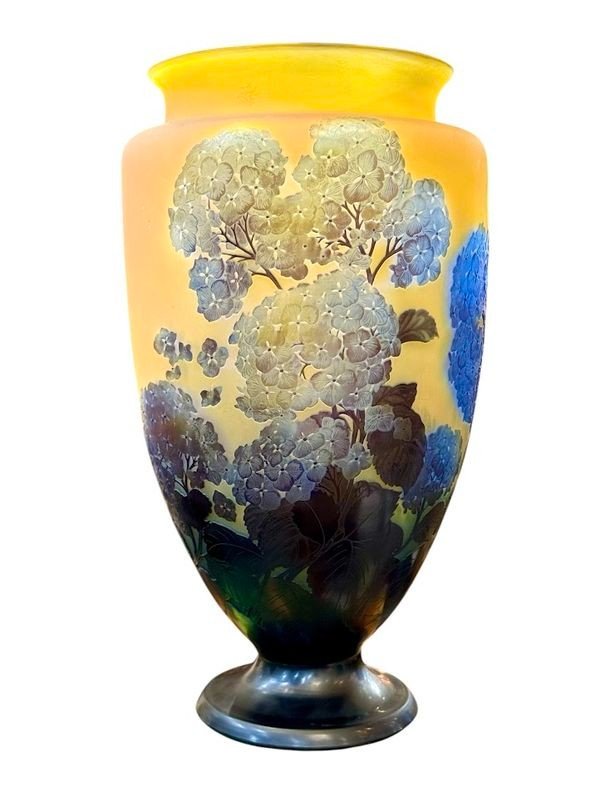 Emile Gallé Monumental Art Nouveau Vase "hydrangeas"