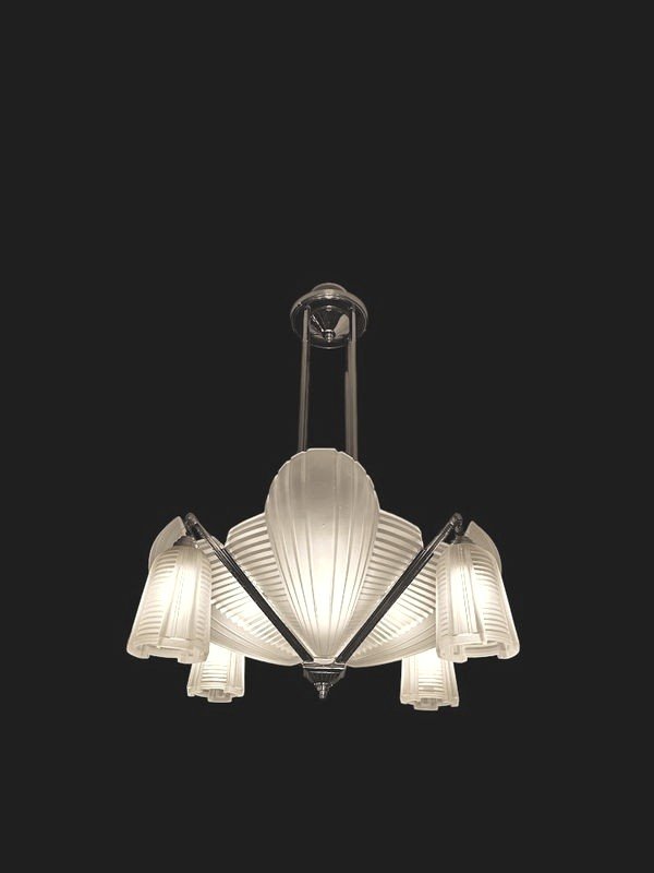 Petitot Modernist Plate Chandelier-photo-5