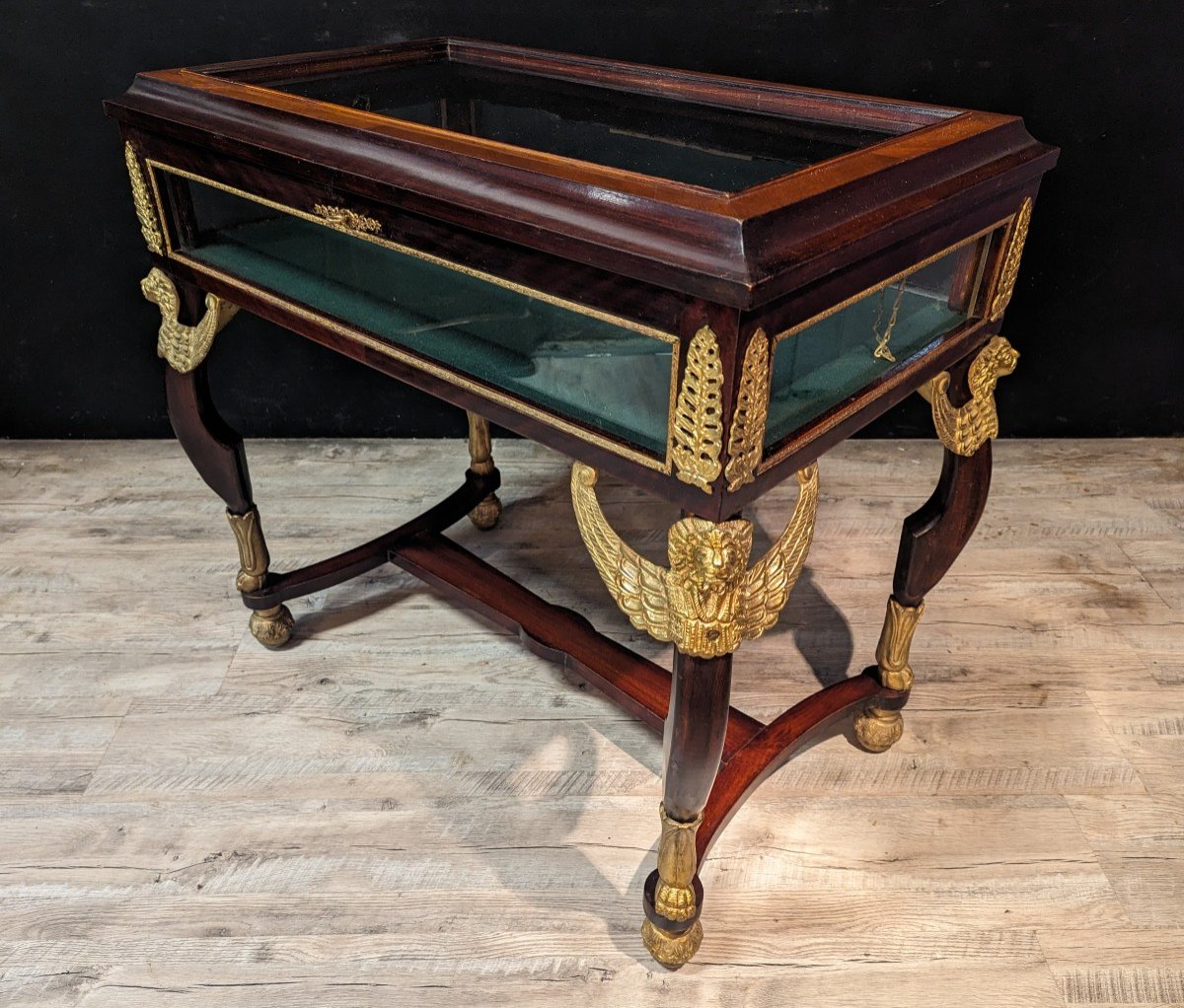 Napoleon III Mahogany Showcase Table-photo-2