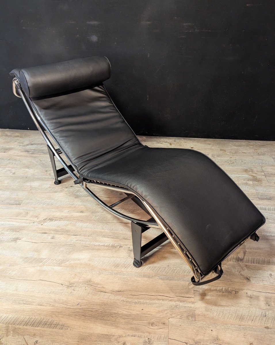 Chaise Longue Lc4 En Cuir Noir-photo-1