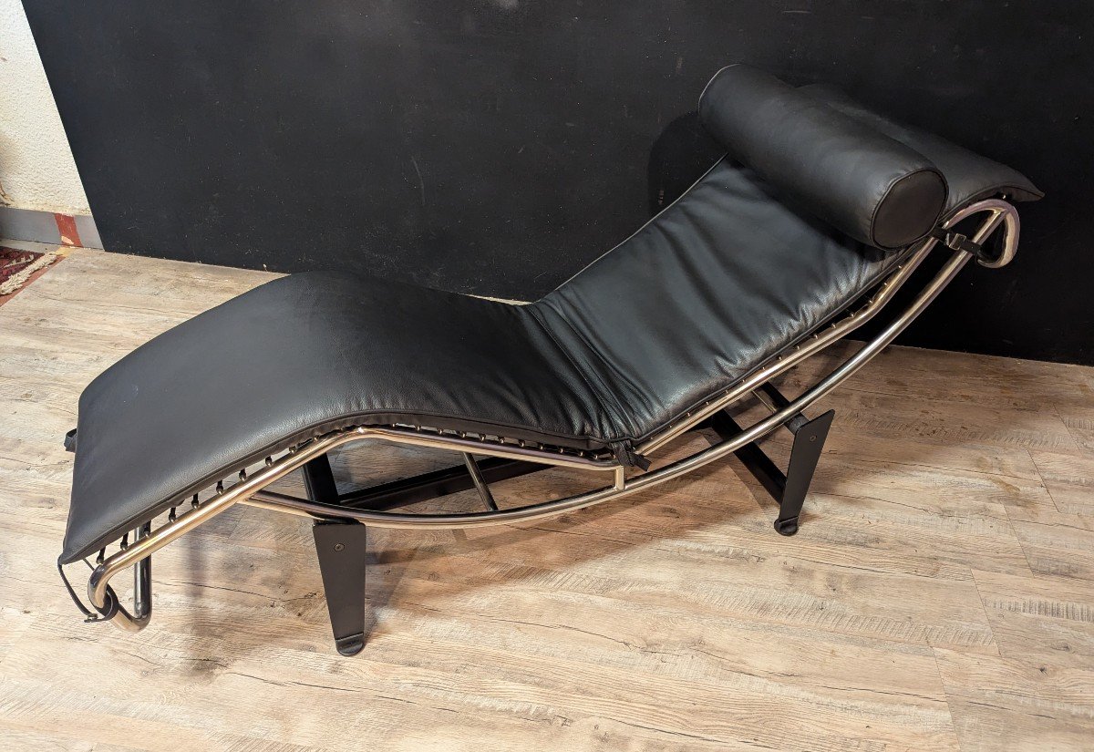 Chaise Longue Lc4 En Cuir Noir