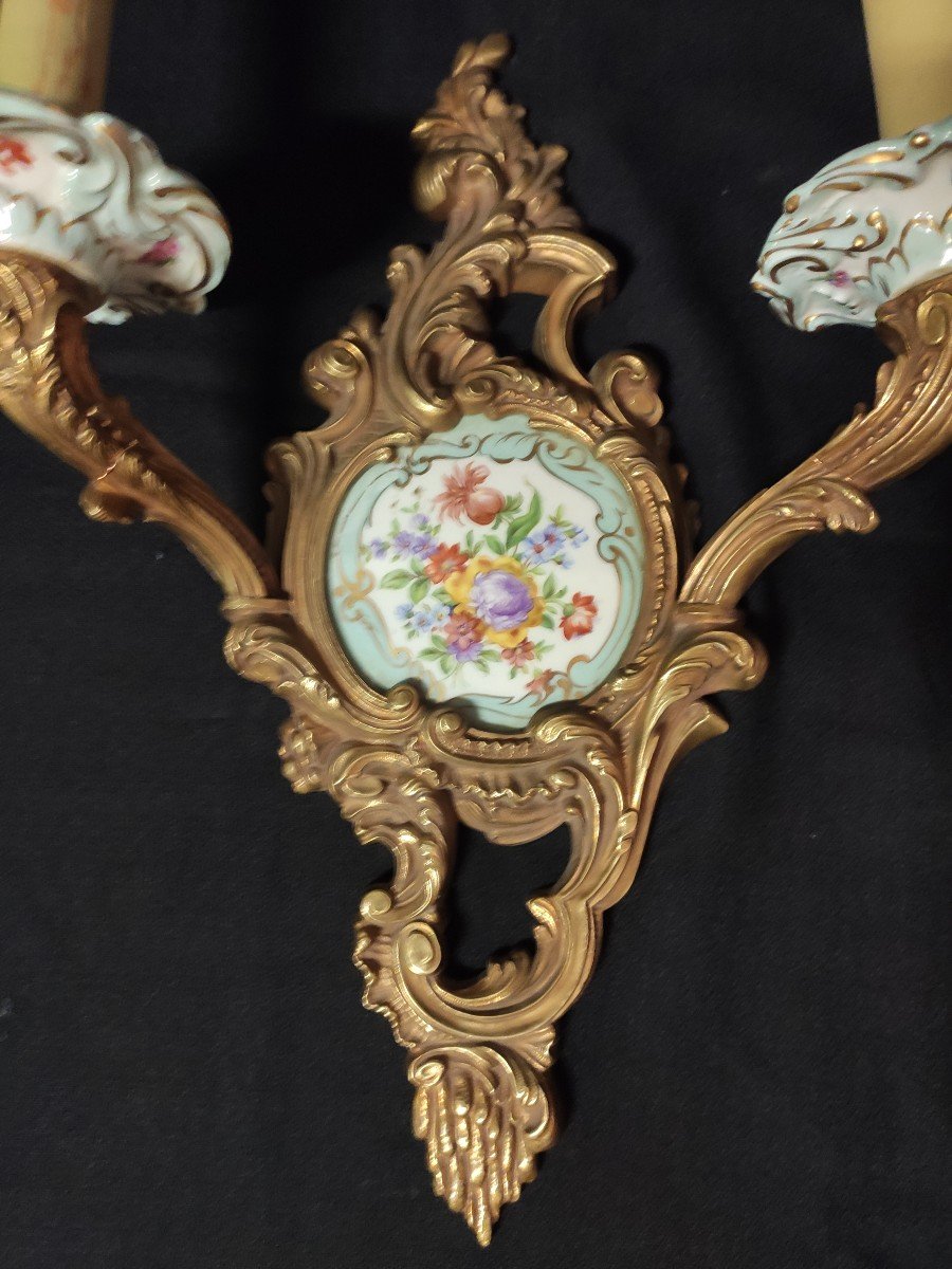 Pair Of Louis XV Bronze And Porcelain Sconces-photo-4