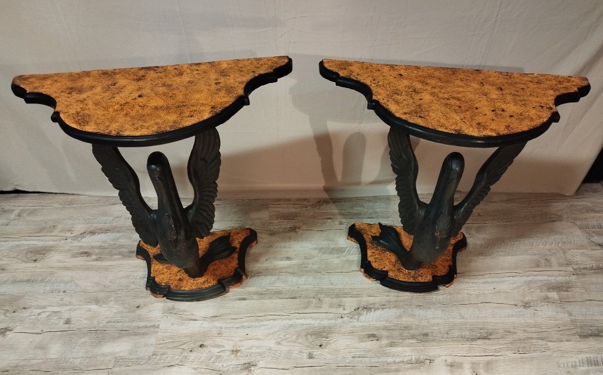 Pair Of Lacquered And Painted Italian Console-photo-3