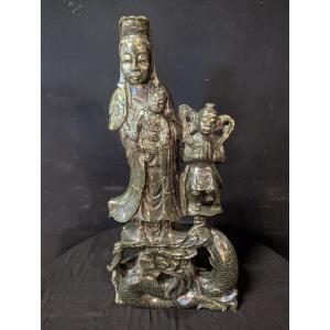 Grande Statue De Guanyin En Marbre Vert Veiné