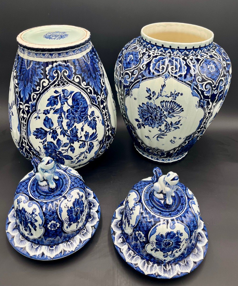 Pair Of Delft Vases From The Royal Sphinx Maastricht House-photo-5