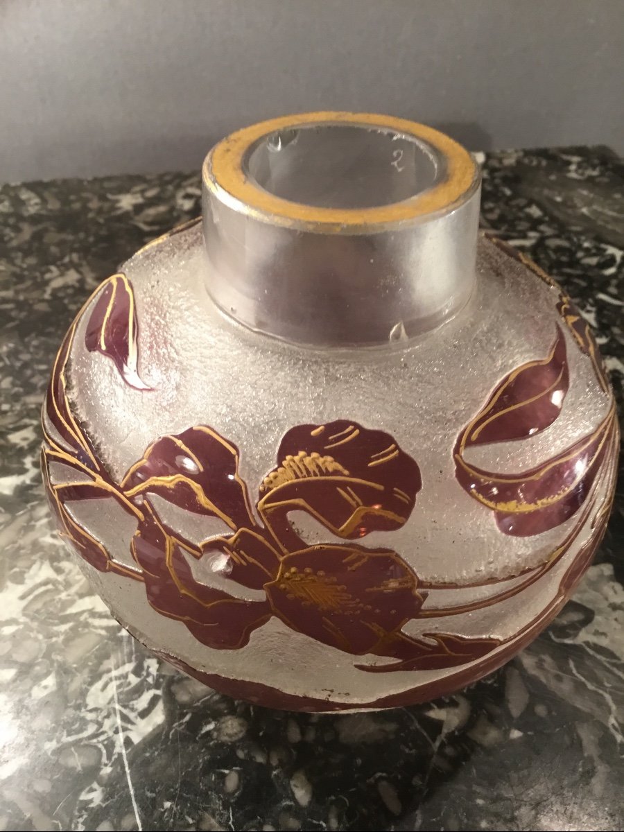 Vase Gravé à L’acide Attribué à Montjoye Vers 1920