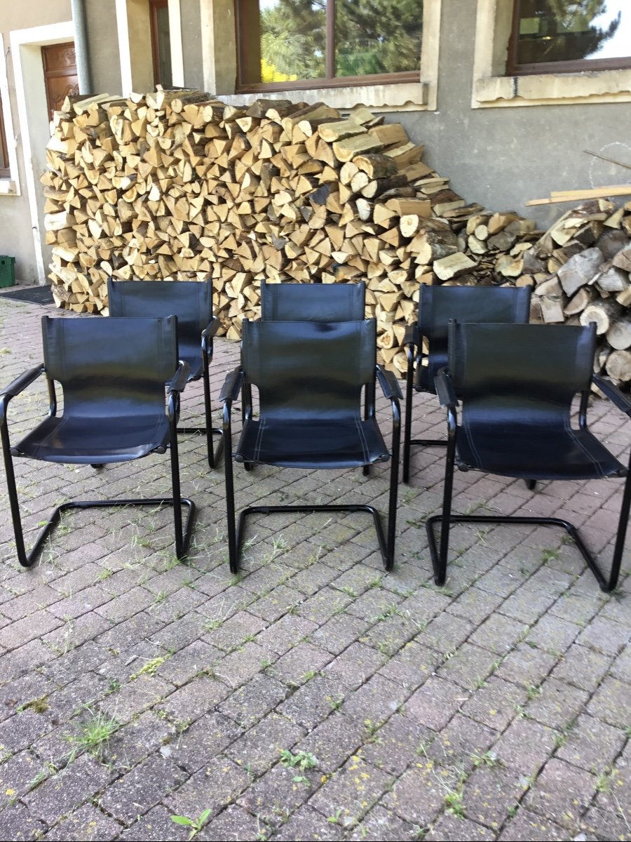 Suite De Six Fauteuils de bureau ou salle à manger en cuir. Design Italie 1970-photo-5