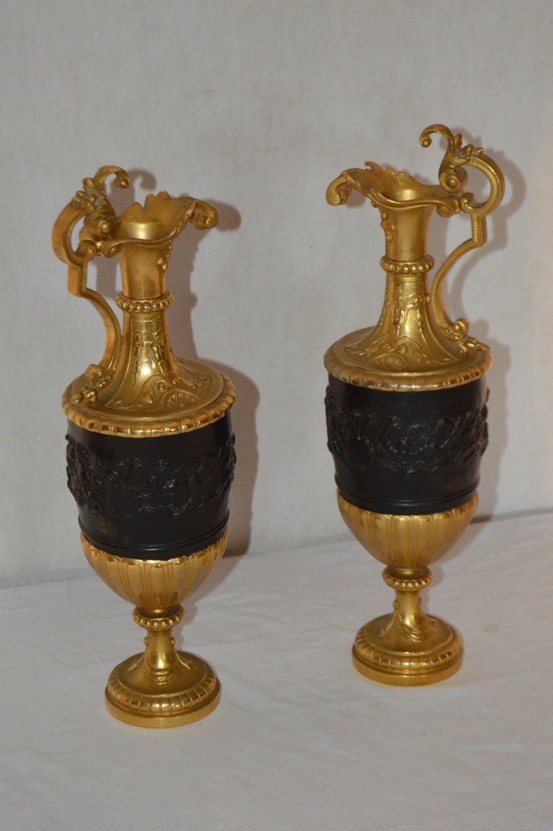 Paire d'Aiguières En Bronze Doré d'époque XIX ème-photo-4