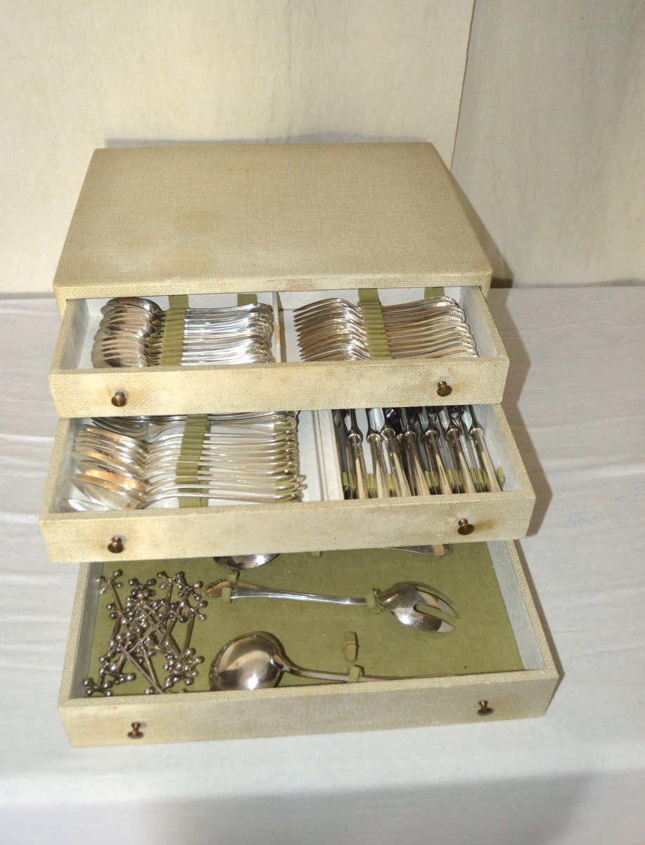 Christofle 88 Piece Pompadour Model Cutlery Set-photo-4