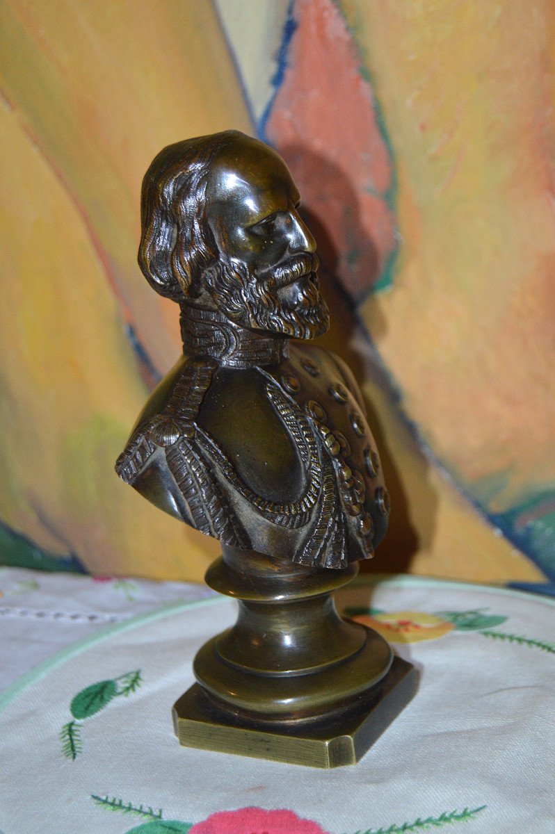 Bronze Bust Of Garibaldi Signed Devaulx-photo-3