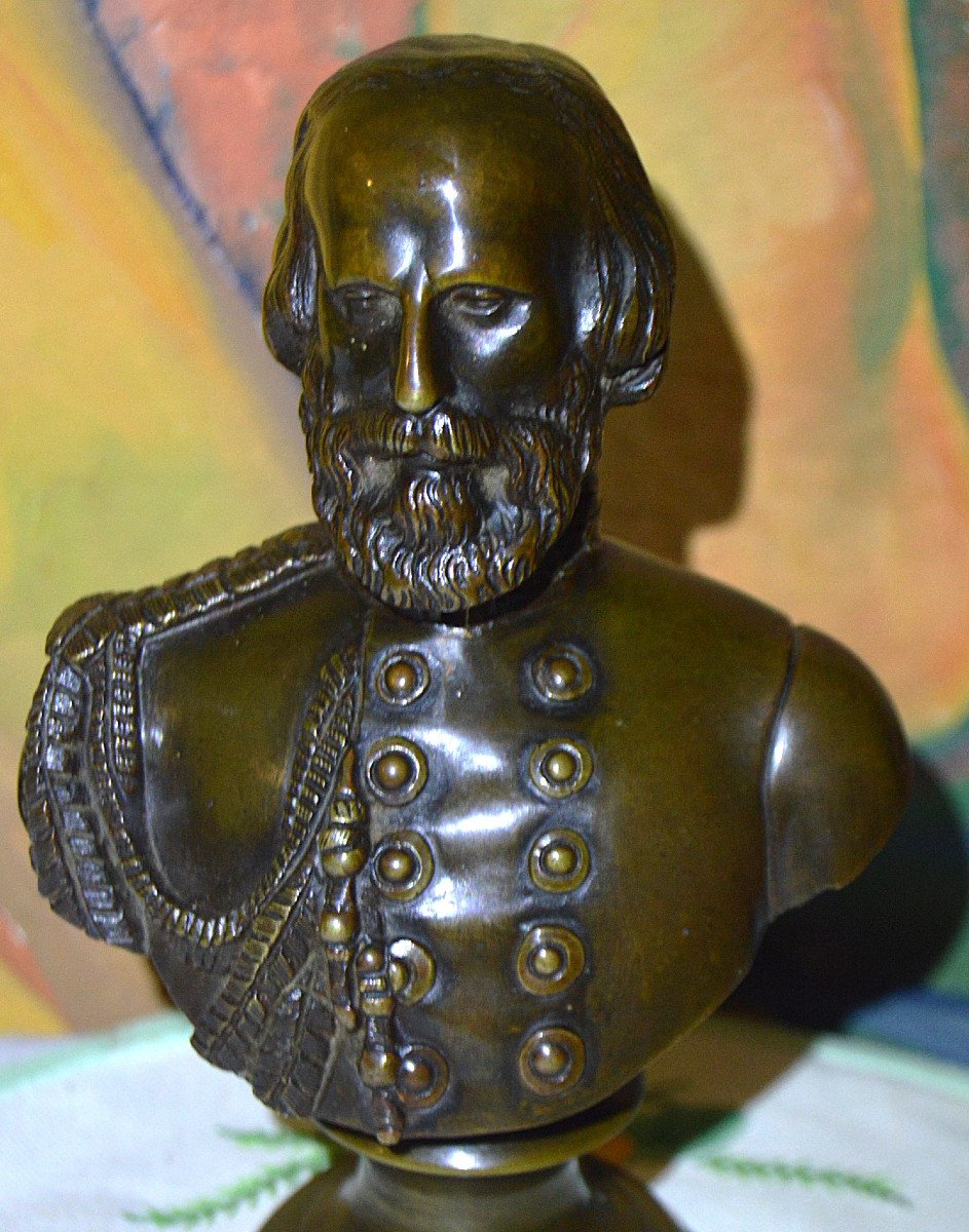 Bronze Bust Of Garibaldi Signed Devaulx-photo-1