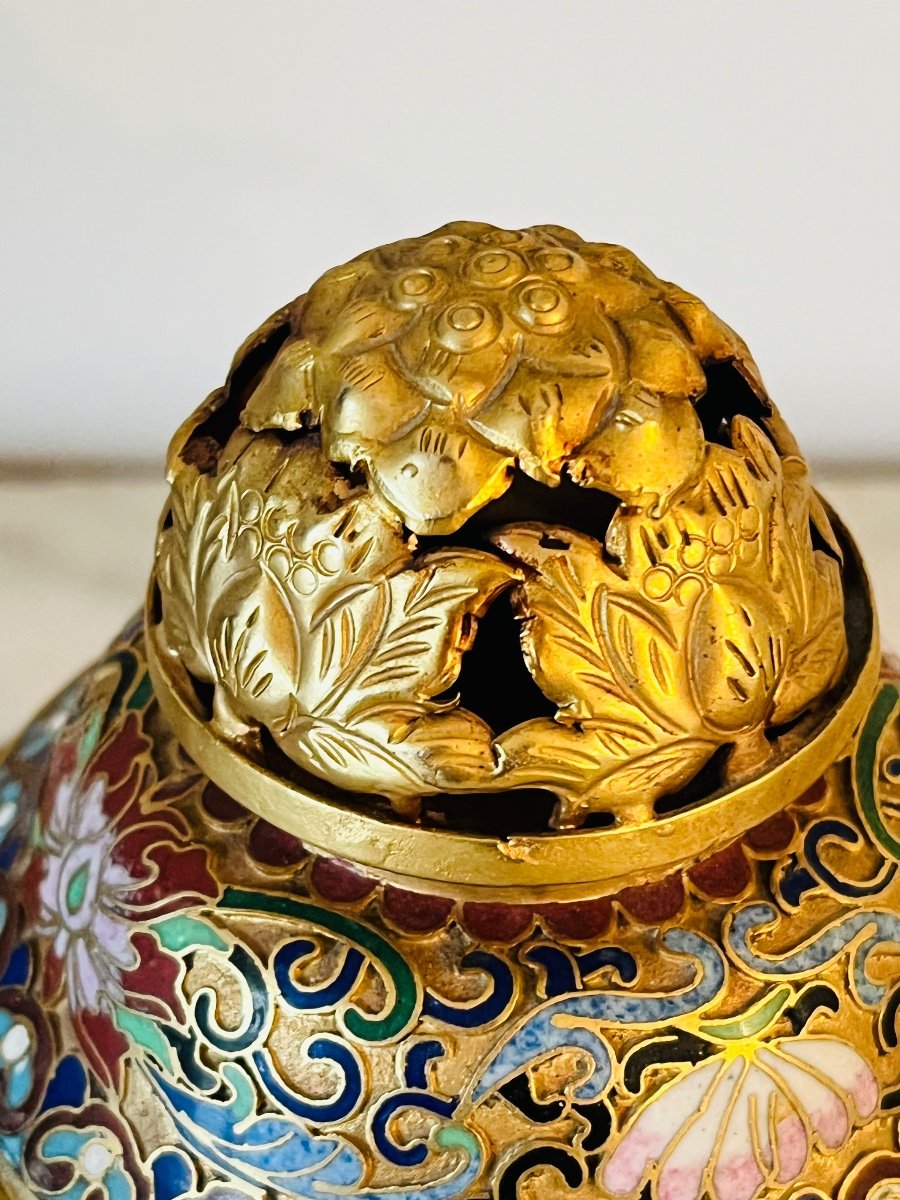 Brûle  parfum chinois en bronze doré émaux cloisonnés -photo-1