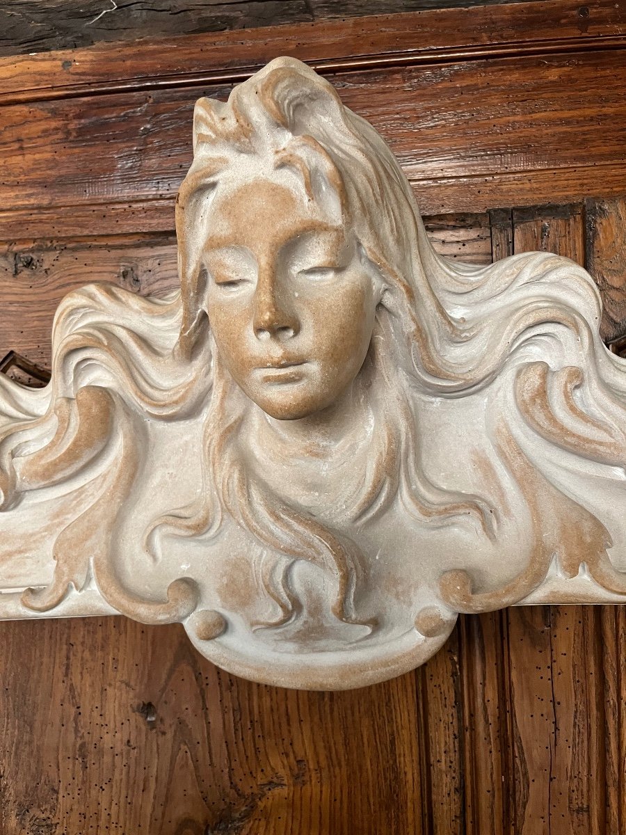 Very Large Art Nouveau Frame Bust Of A Woman In Hard Stone-photo-1