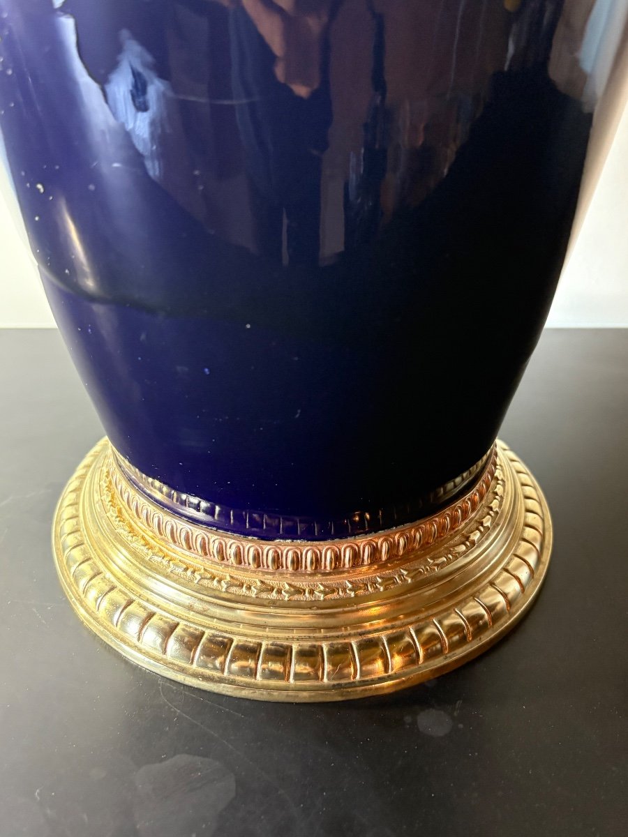 Important Louis XVI Blue Sèvres Vase -photo-3