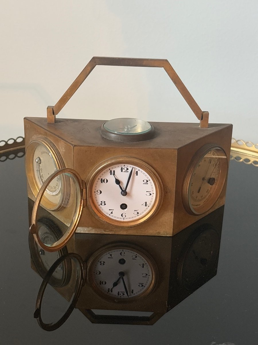 Compendium Of The Naval Officer's Clock -photo-1