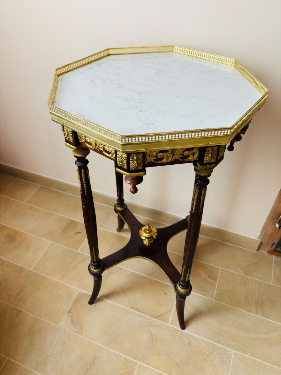 Napoleon III Octagonal Pedestal Table -photo-3