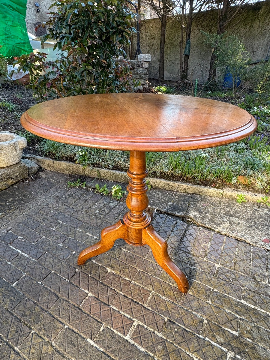 Louis Philippe Tilting Pedestal Table In Solid Walnut -photo-2