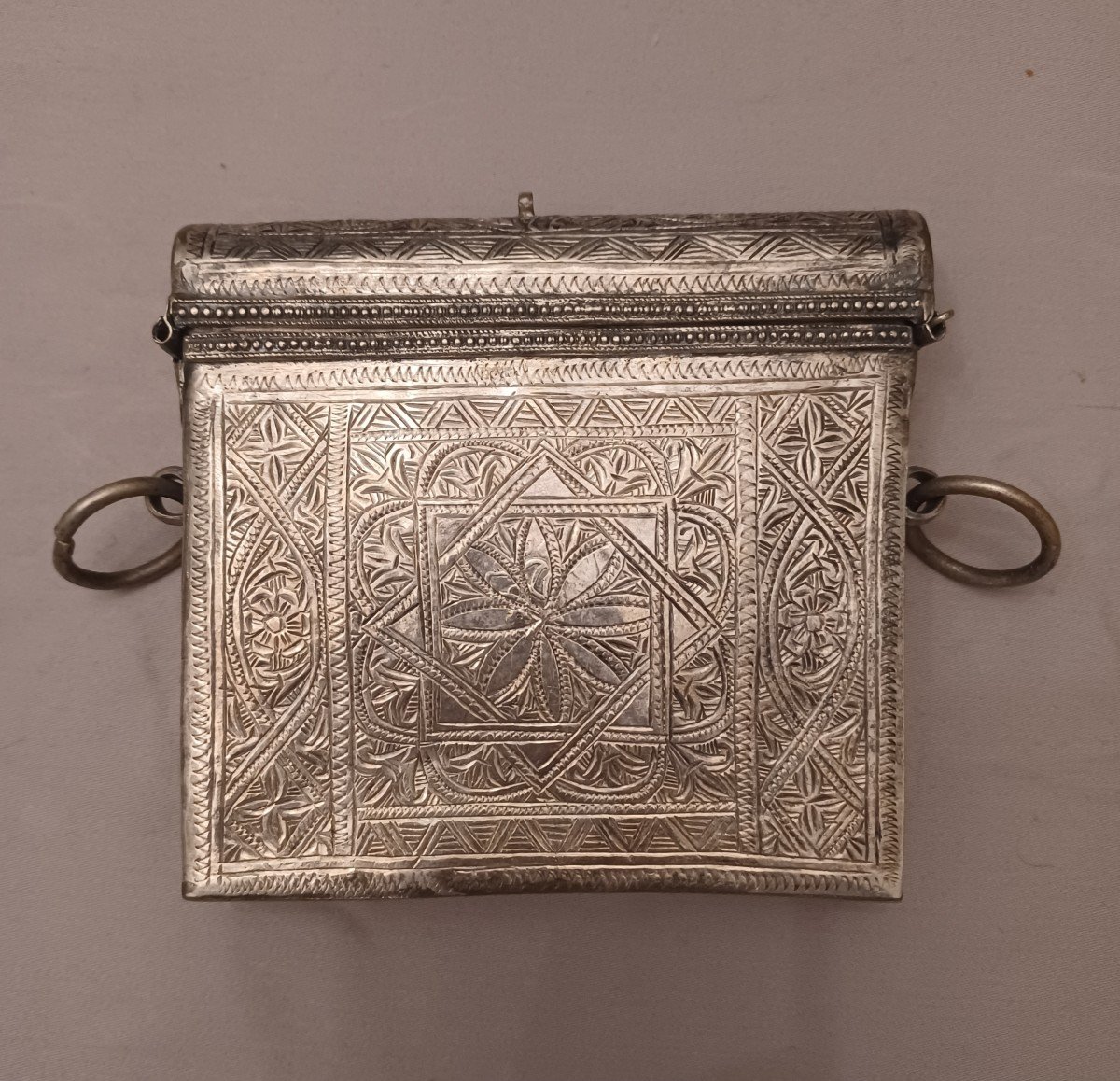 Boite à Coran En Argent, Poinçons Du Maroc, 1328 H/ 1910