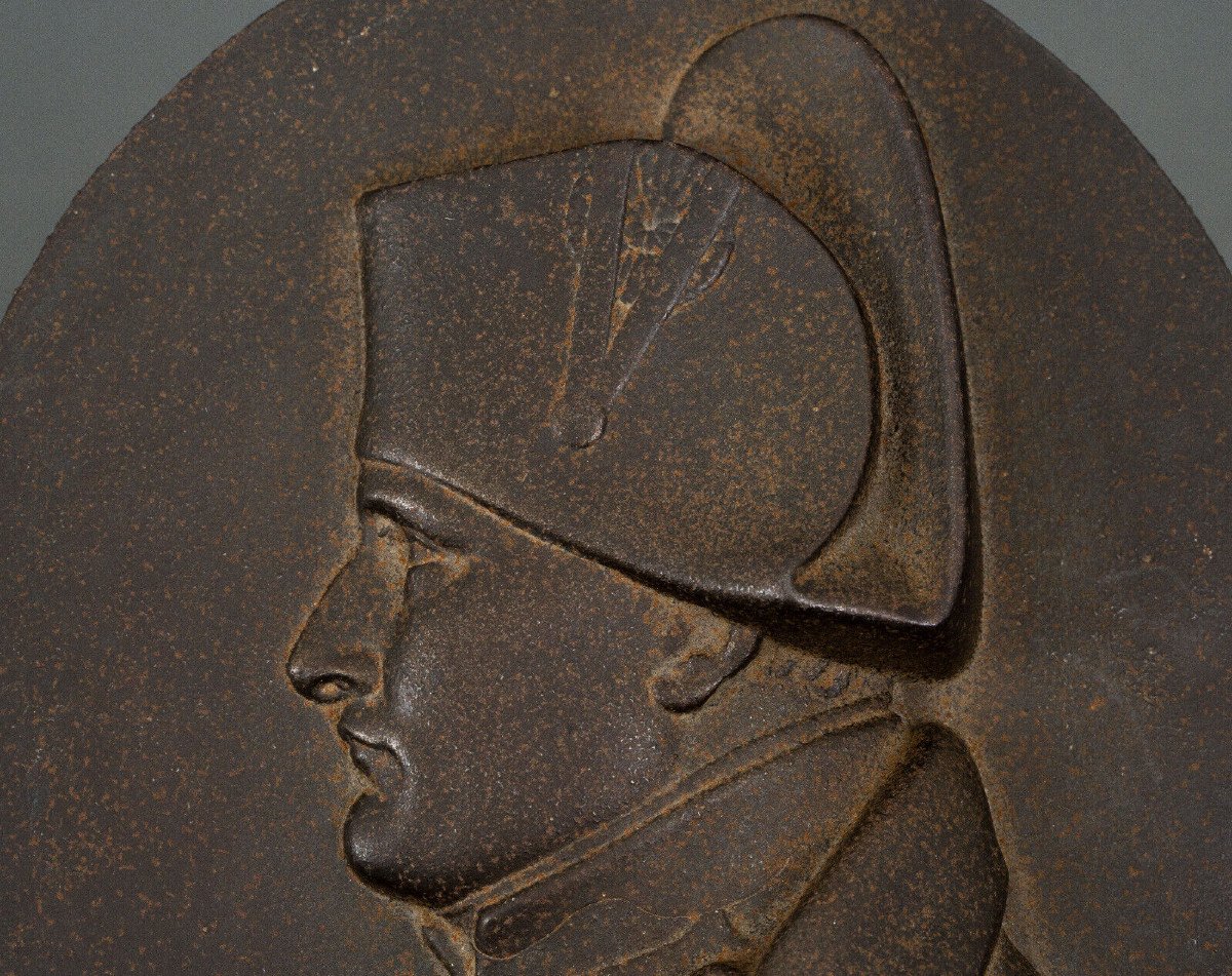 Médaillon Profil en bronze XIXe représentant Napoléon-photo-2