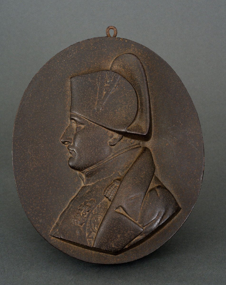 Médaillon Profil en bronze XIXe représentant Napoléon