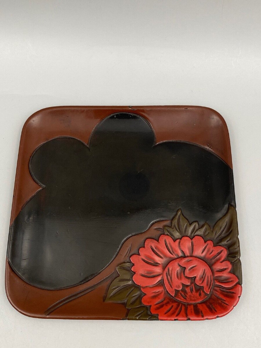 Japanese Lacquer Presentation Tray 20th Century Floral Decor