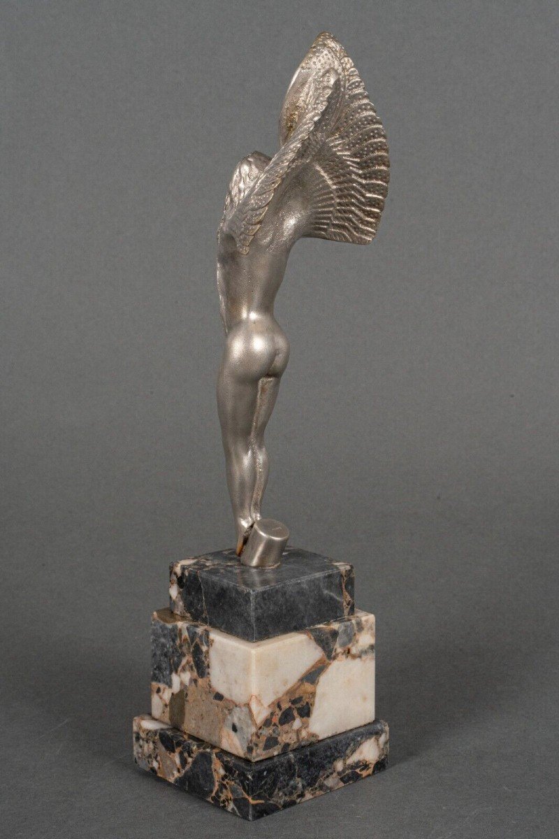Victoire en bronze argenté femme ailée XXe sur socle en marbre-photo-4