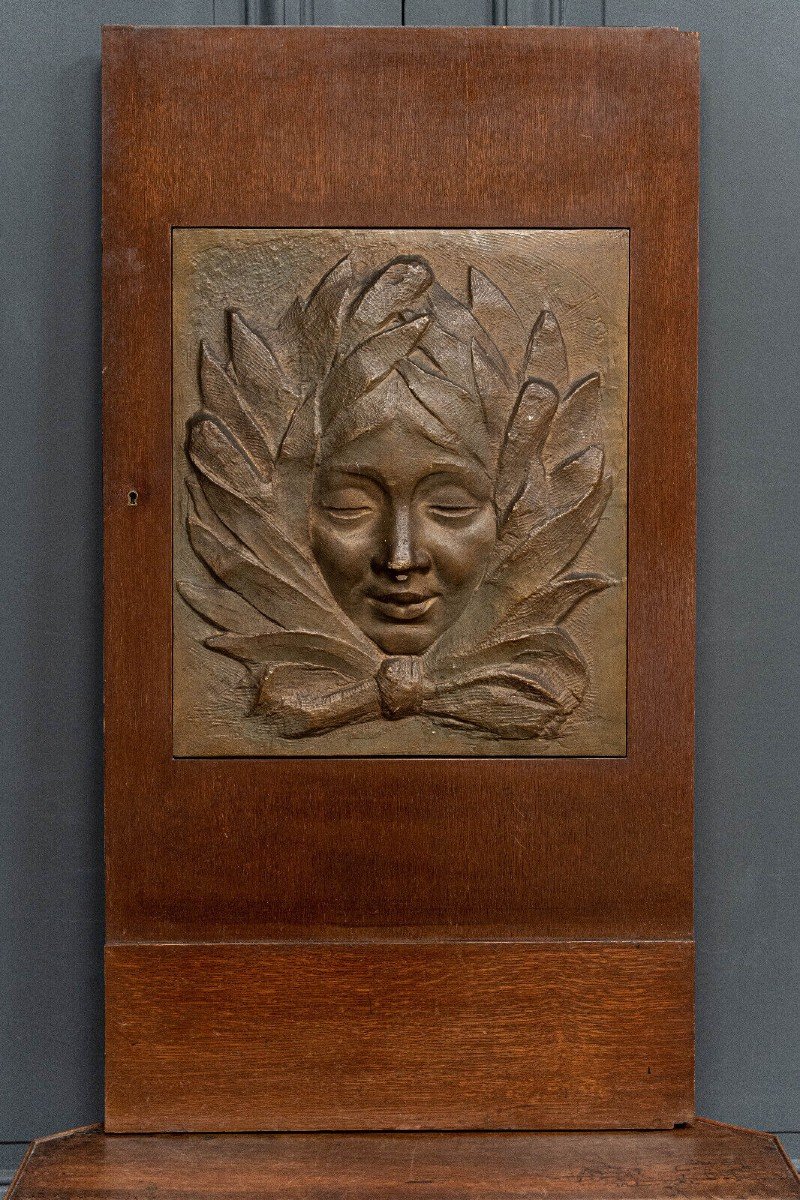 Art Deco Plaque Face Of A Woman Cubizing 1930 Wooden Door